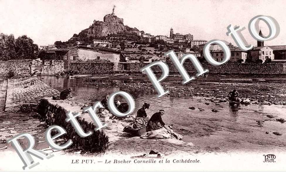le rocher Corneille et la cathedrale