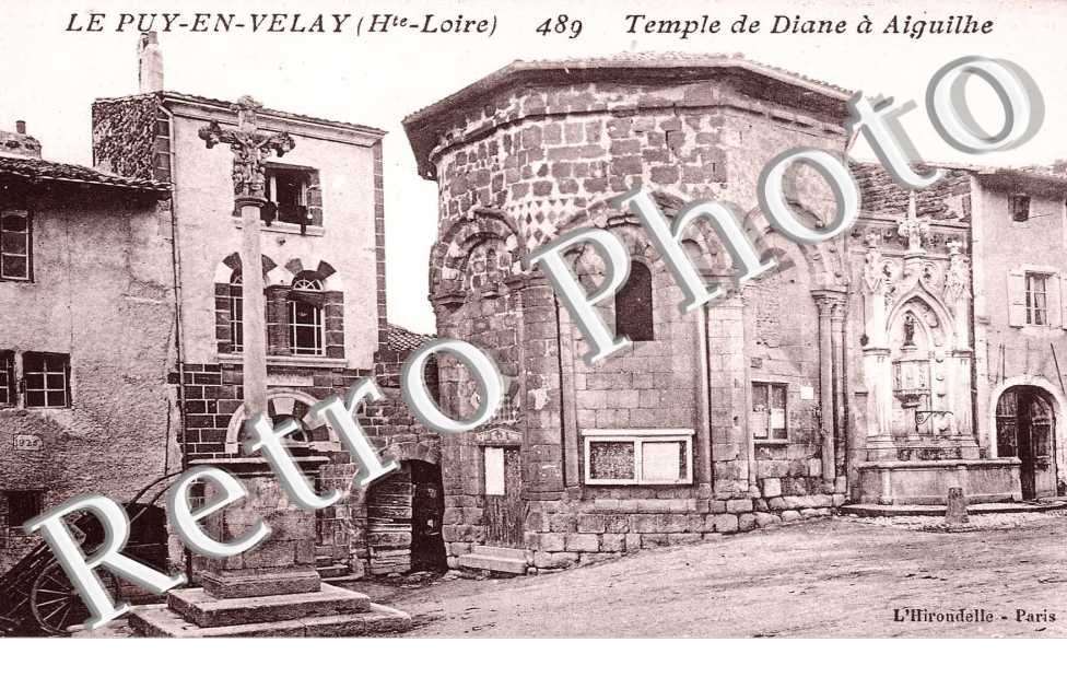 TEMPLE DE DIANE A AIGUILHE