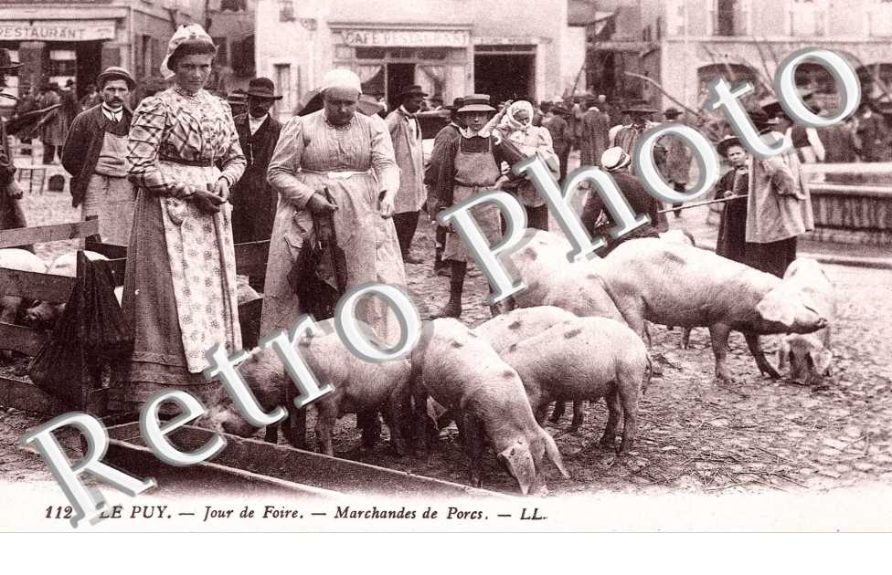 MARCHANDES DE PORCS