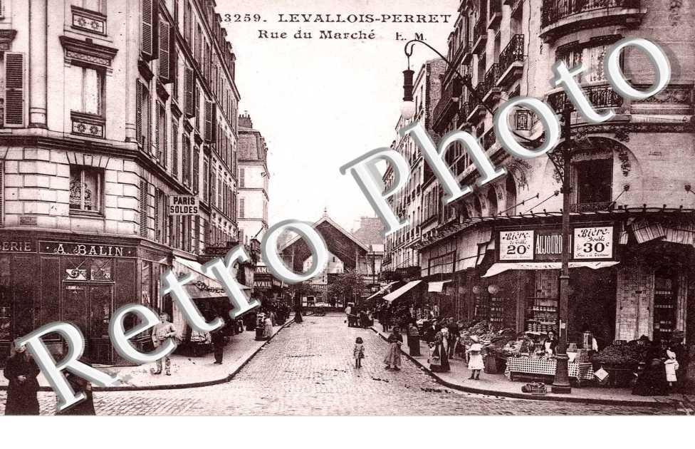RUE DU MARCHE