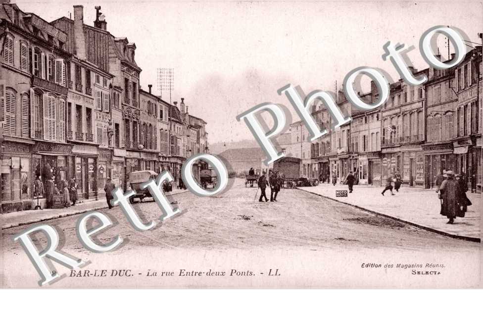 RUE ENTRE DEUX PONTS