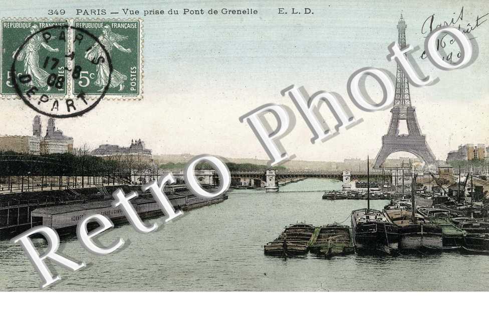 Vue prise du Pont de Grenelle
