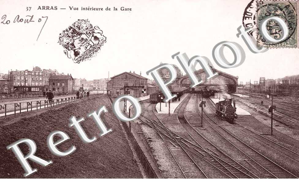 VUE INTERIEURE DE LA GARE