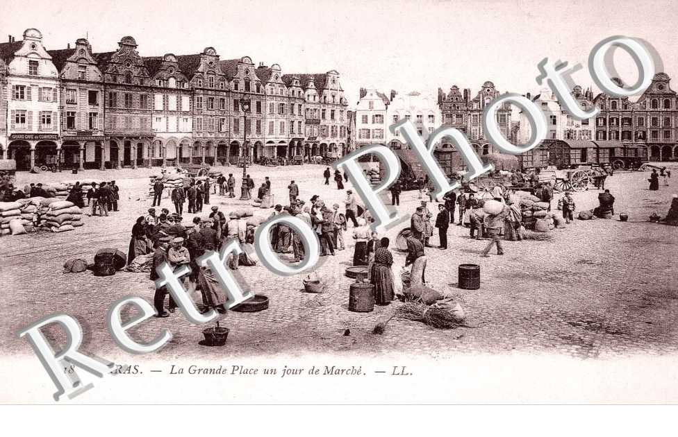 la grand'place un jour de marche