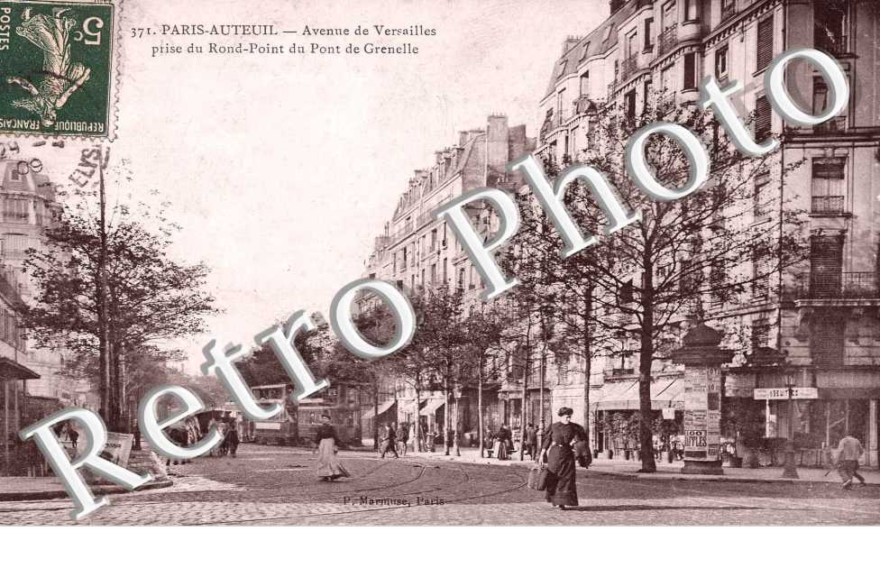 AUTEUIL  AVENUE DE VERSAILLES prise du rond-point du pont de Grenelle