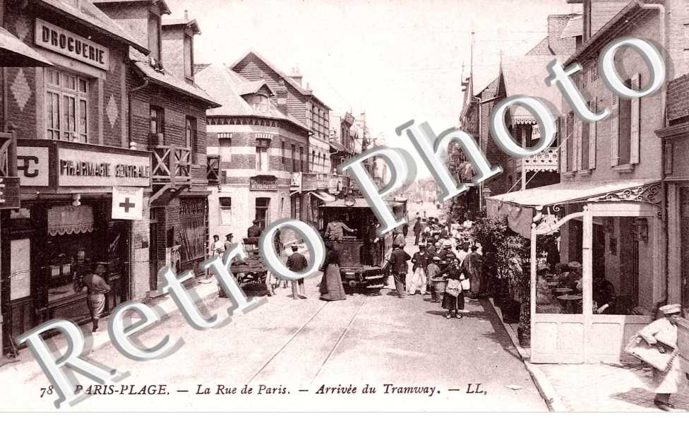 PARIS-PLAGE  Rue de Paris - arrivee du tramway