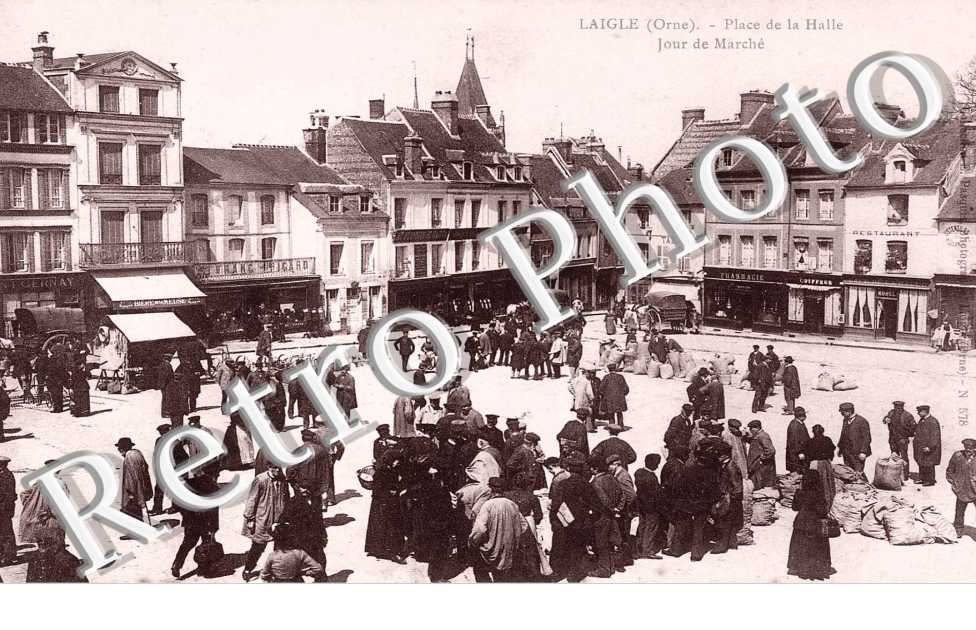 place de la halle jour de marche
