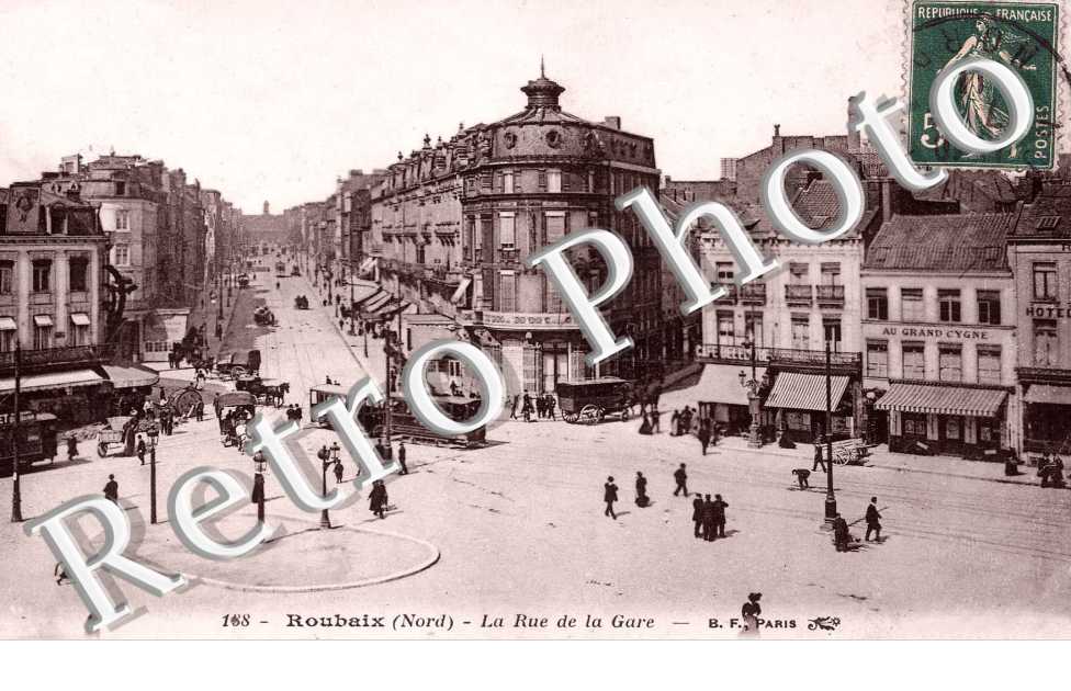 LA RUE DE LA GARE
