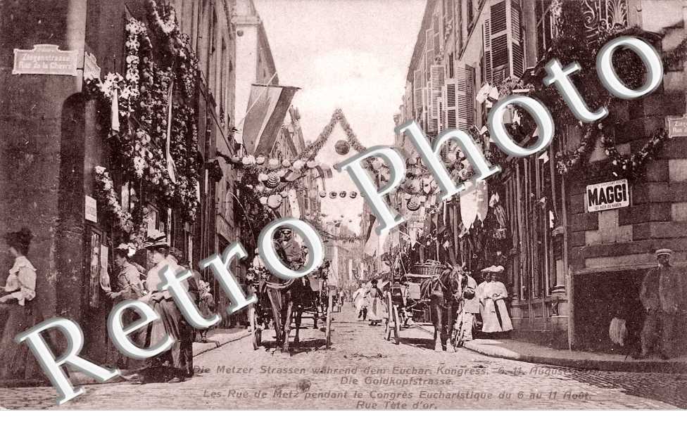 Rue Tete d&#039;Or pendant le Congres Eucharistique du 6 au 11 Aout
