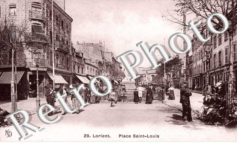 PLACE ST LOUIS