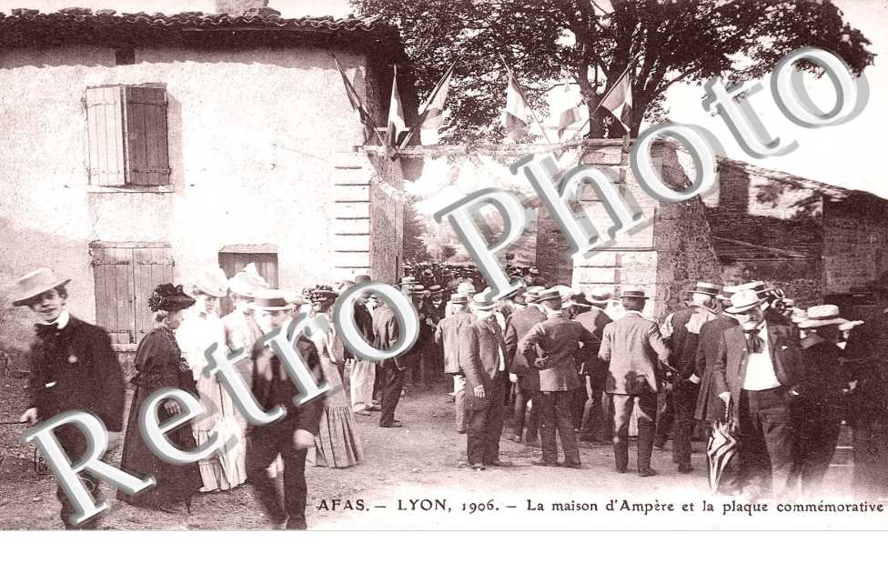 La Maison d'Ampere et la Plaque Commemorative