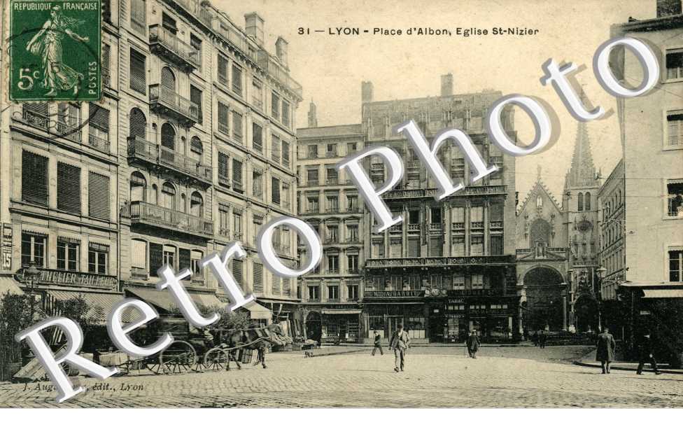 PLACE D'ALBON, EGLISE SAINT NIZIER