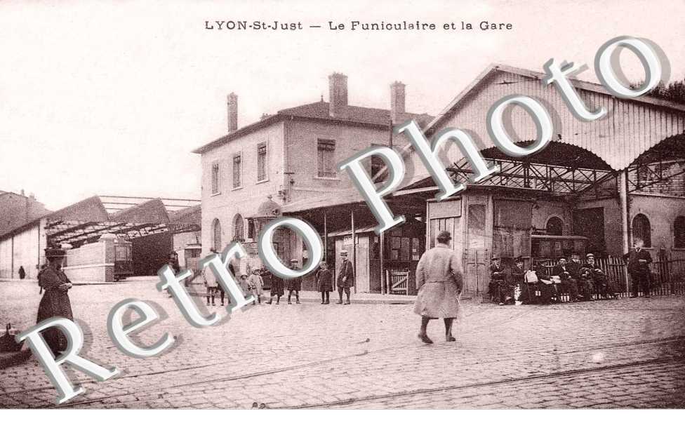 SAINT-JUST   LE FUNICULAIRE ET LA GARE