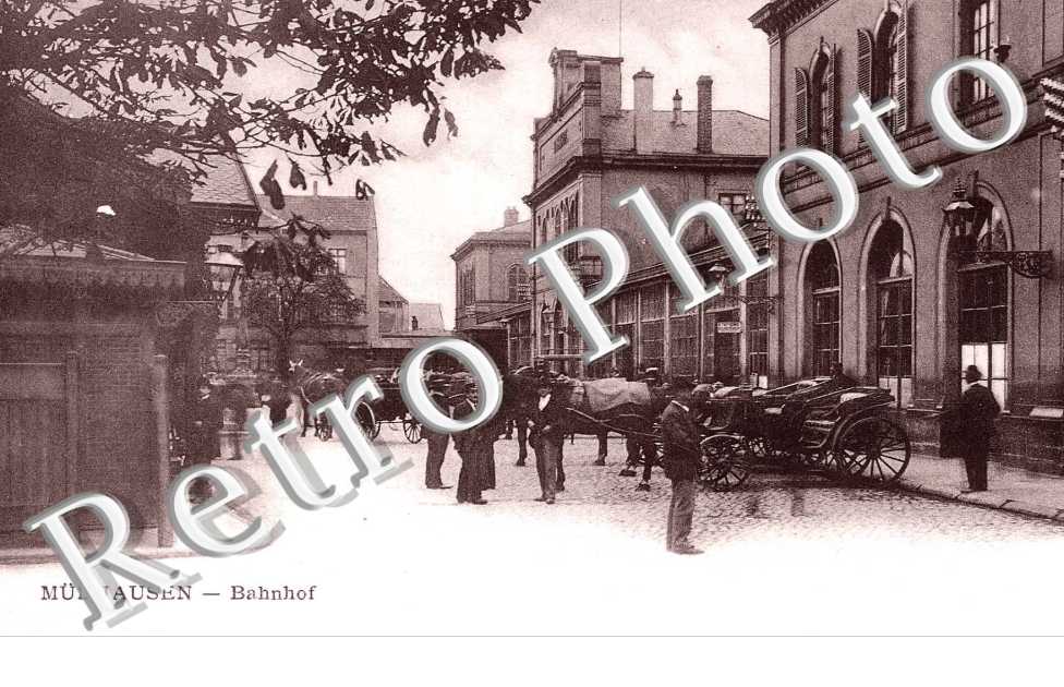 BAHNHOF La gare