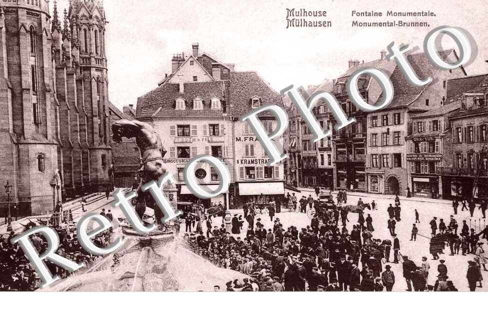 FONTAINE MONUMENTALE