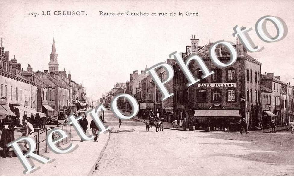 Route de Couches et rue de la gare - cafe Juillot