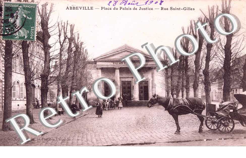 Place du palais de justice - Rue Saint Gilles