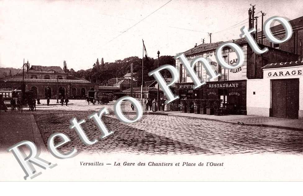 La Gare des Chantiers et place de l'Ouest
