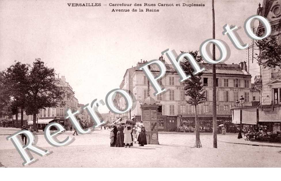 Carrefour des Rues Carnot et Duplessis, Avenue de la Reine