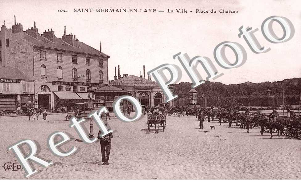 LA VILLE - PLACE DU CHATEAU