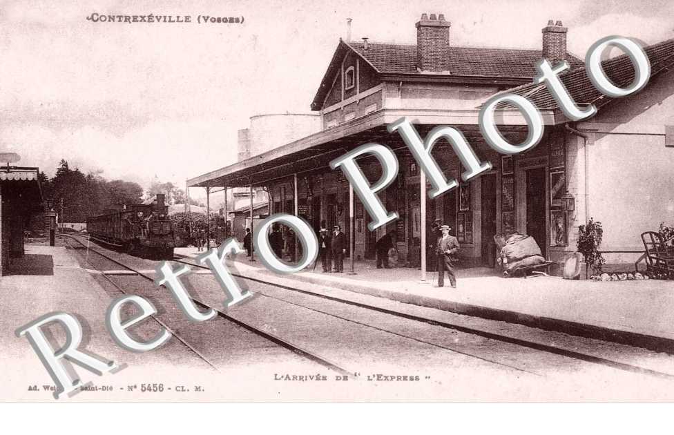 l'arrivee de l'Express - La gare