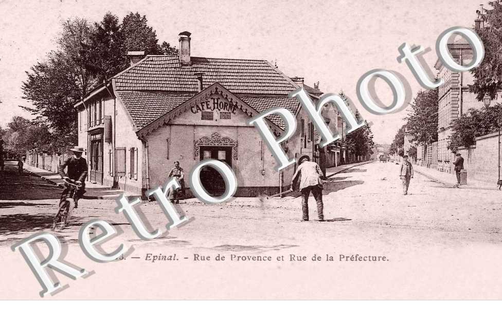 Rue de Provence et rue de la Préfecture
