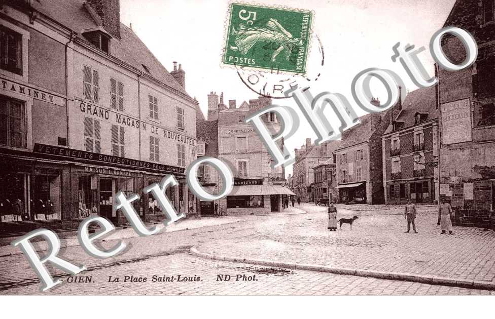 la Place Saint Louis