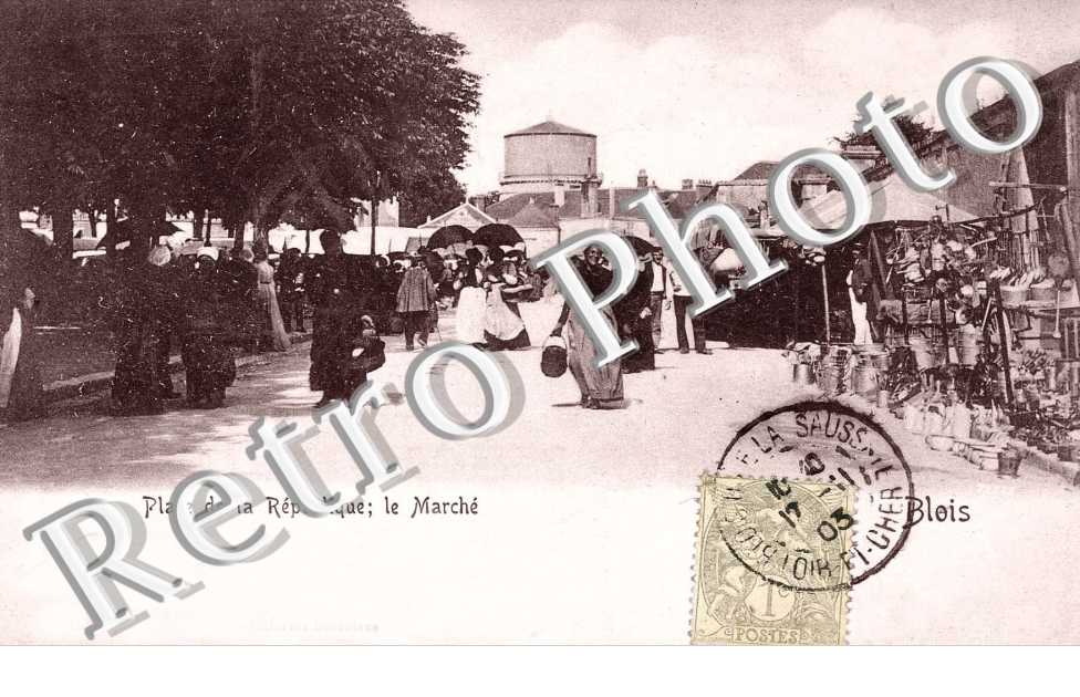 place de la republique, le marche