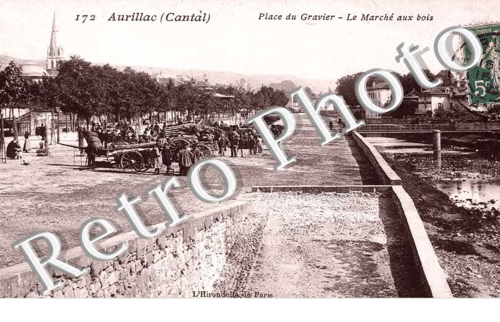 PLACE DU GRAVIER - LE MARCHE AUX BOIS