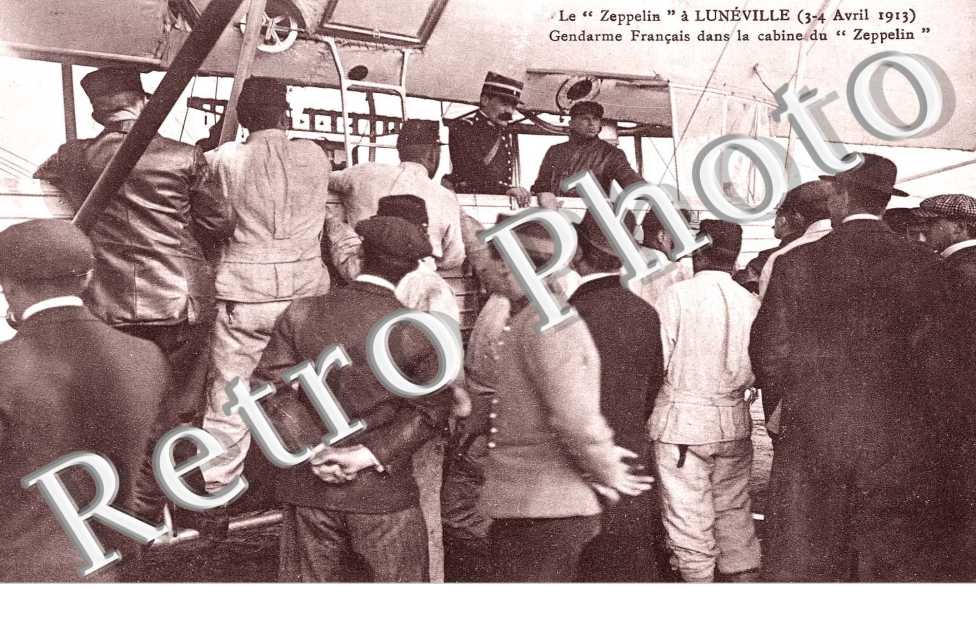 le Zeppelin 3 - 4 avril 1913 - gendarme francais dans la cabine