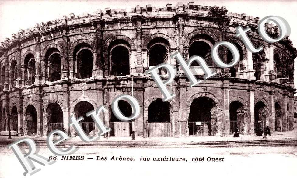 LES ARENES (VUE EXTERIEUR COTE VUES)