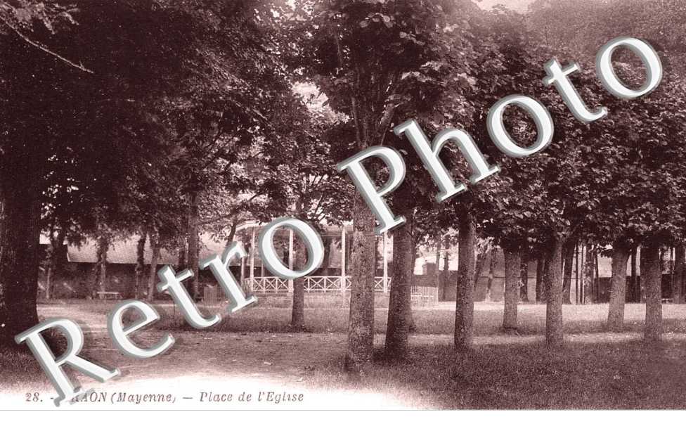 KIOSQUE  place de l&#039;eglise