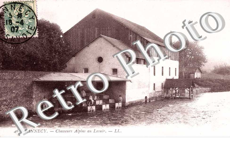 Chasseurs alpins au lavoir