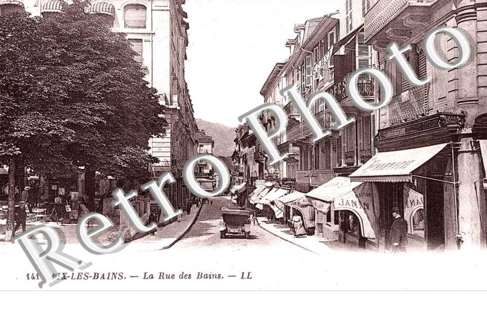 La Rue des Bains