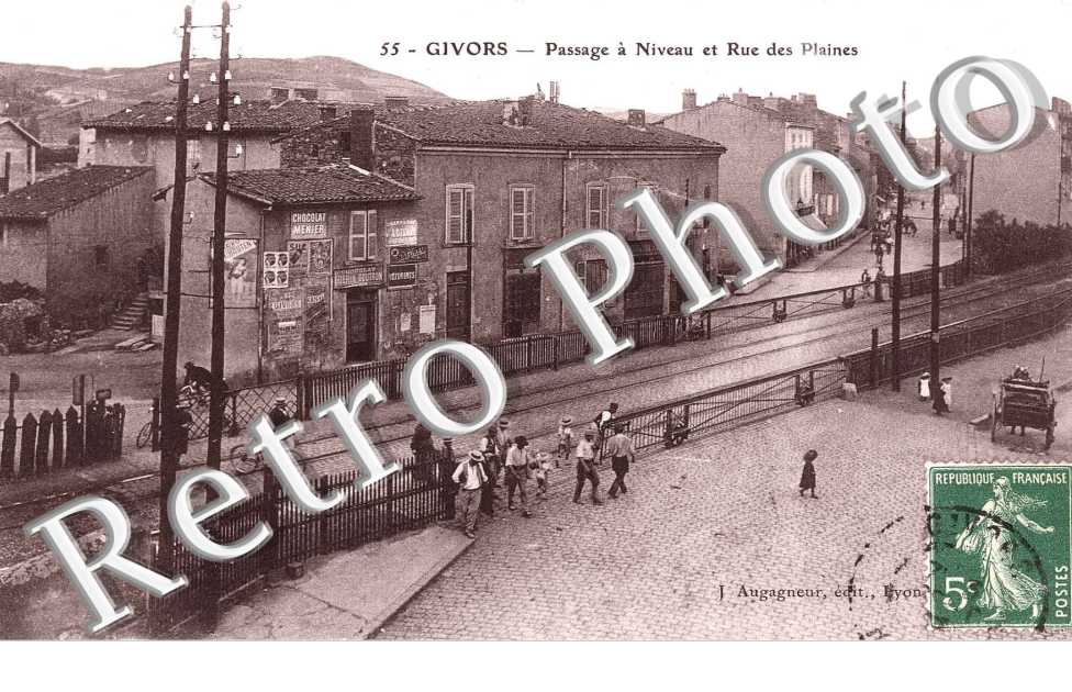 Passage a niveau et rue des plaines