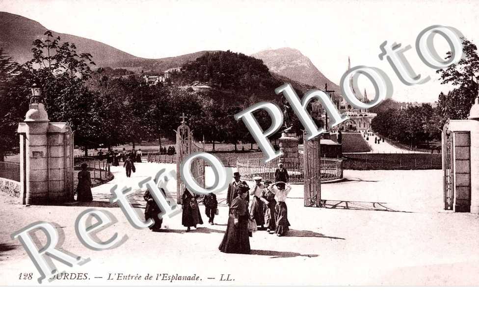 L&#039;ENTREE DE L&#039;ESPLANADE