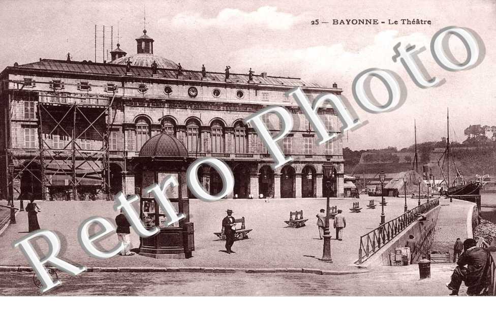 LE THEATRE