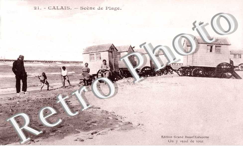 SCENE DE  PLAGE