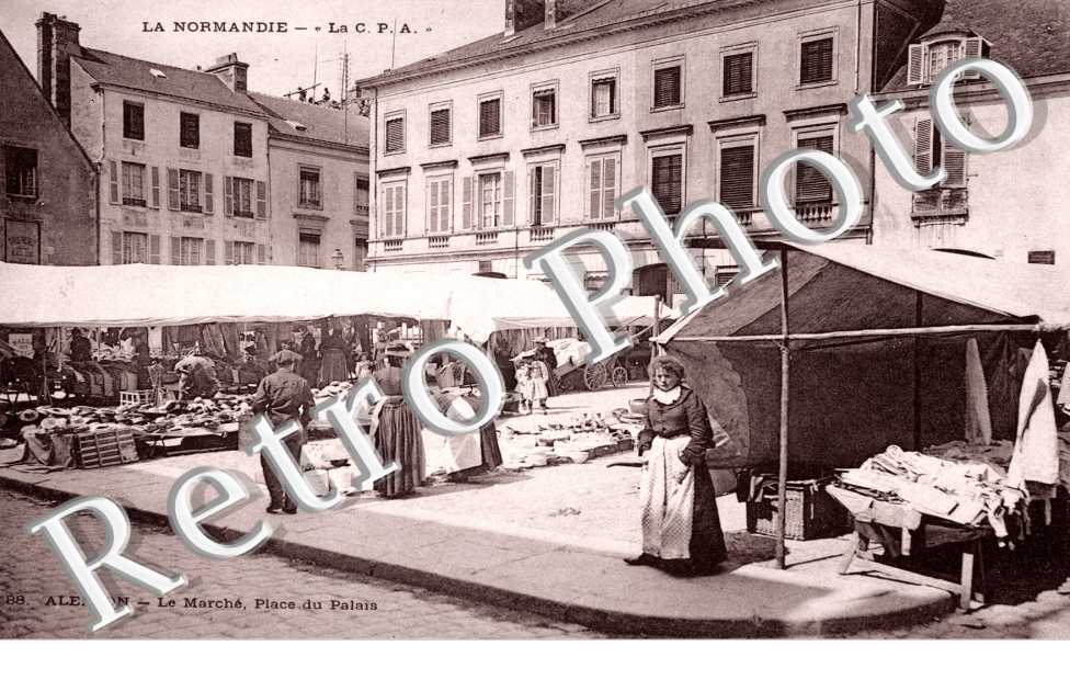 Le marché - Place du Palais