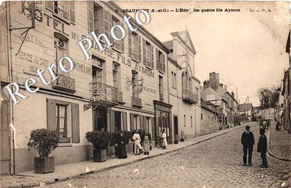 l&#039;Hotel des 4 fils Aymon