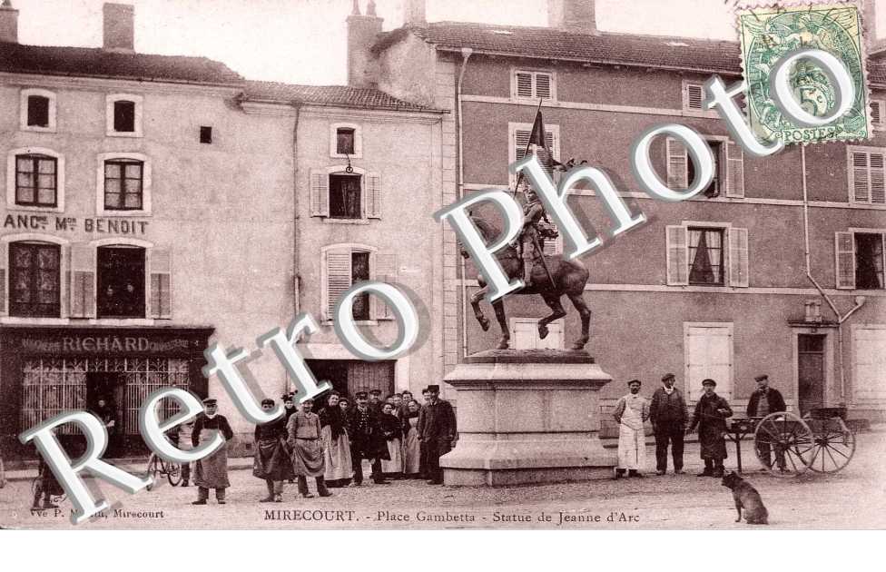 Place Gambetta - Statue de Jeanne d&#039;Arc