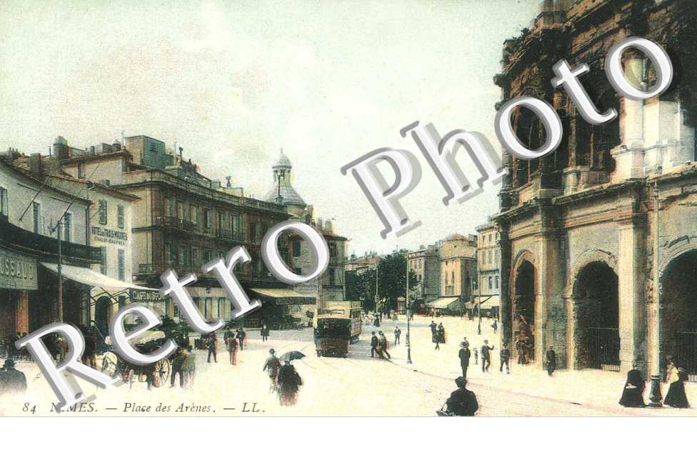 PLACE DES ARENES