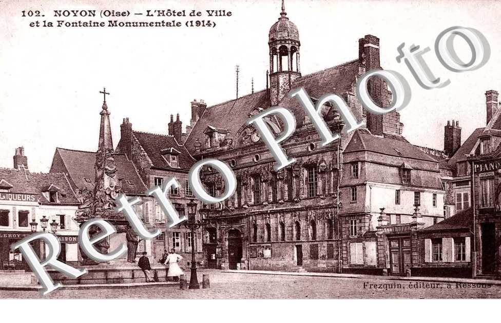 l' hotel de ville et la fontaine monumentale (1914)