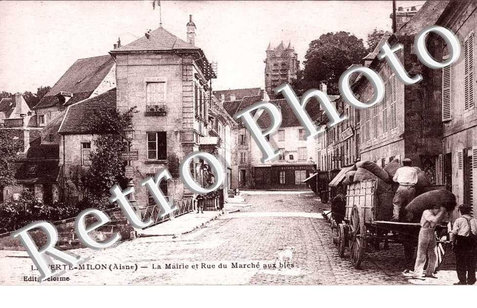 la mairie et rue du marche aux bles