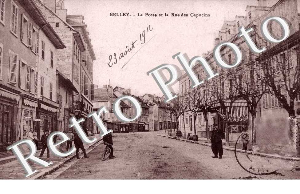 La poste et la rue des capucins