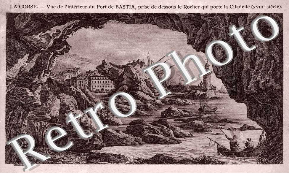 vue de l&#039;interieur du port