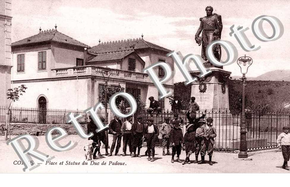 place et statue du duc de padoue