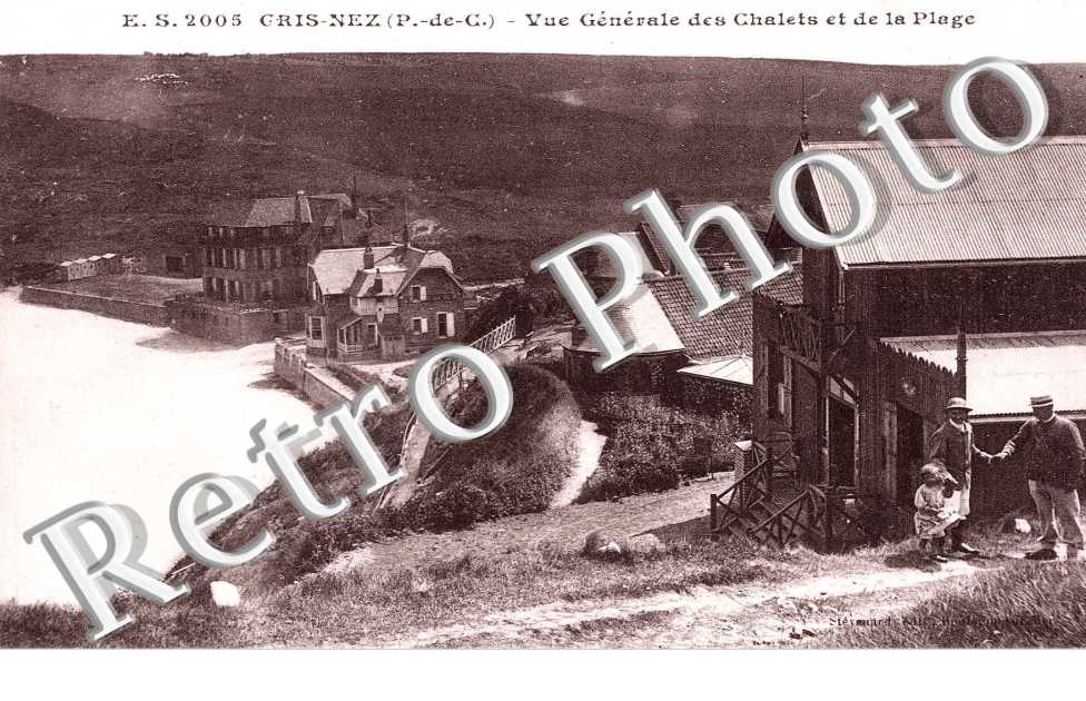 vue generale des chalets et de la plage