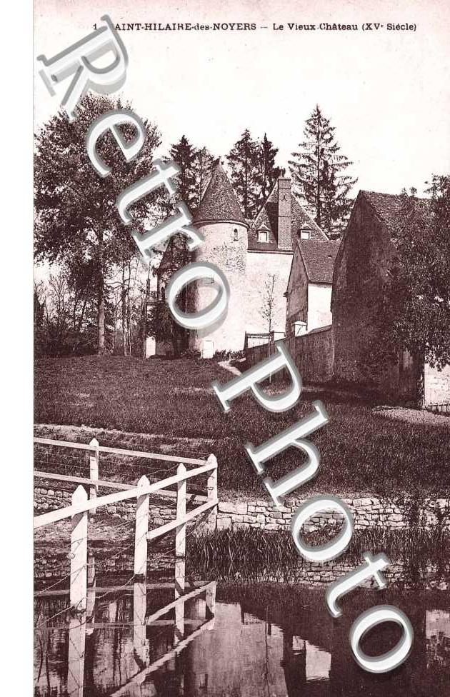 Chateau de Saint Hilaire des Noyers
