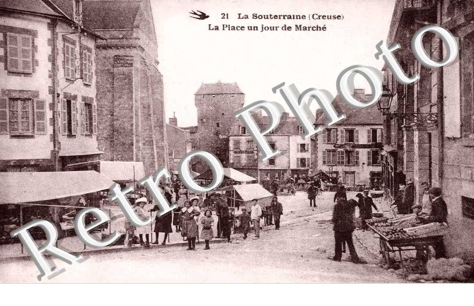 la place un jour de marche